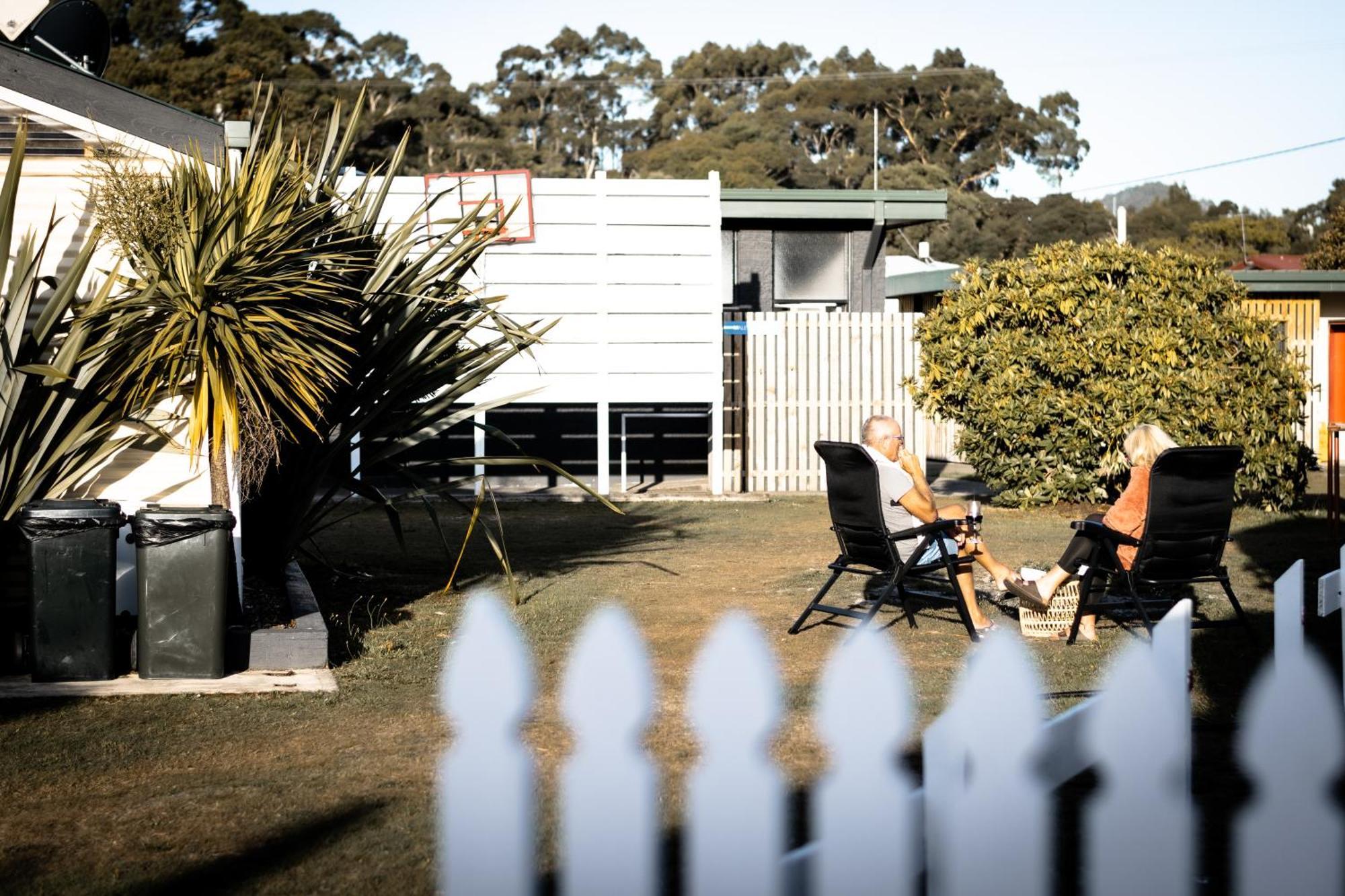 Strahan Beach Tourist Park Exterior photo